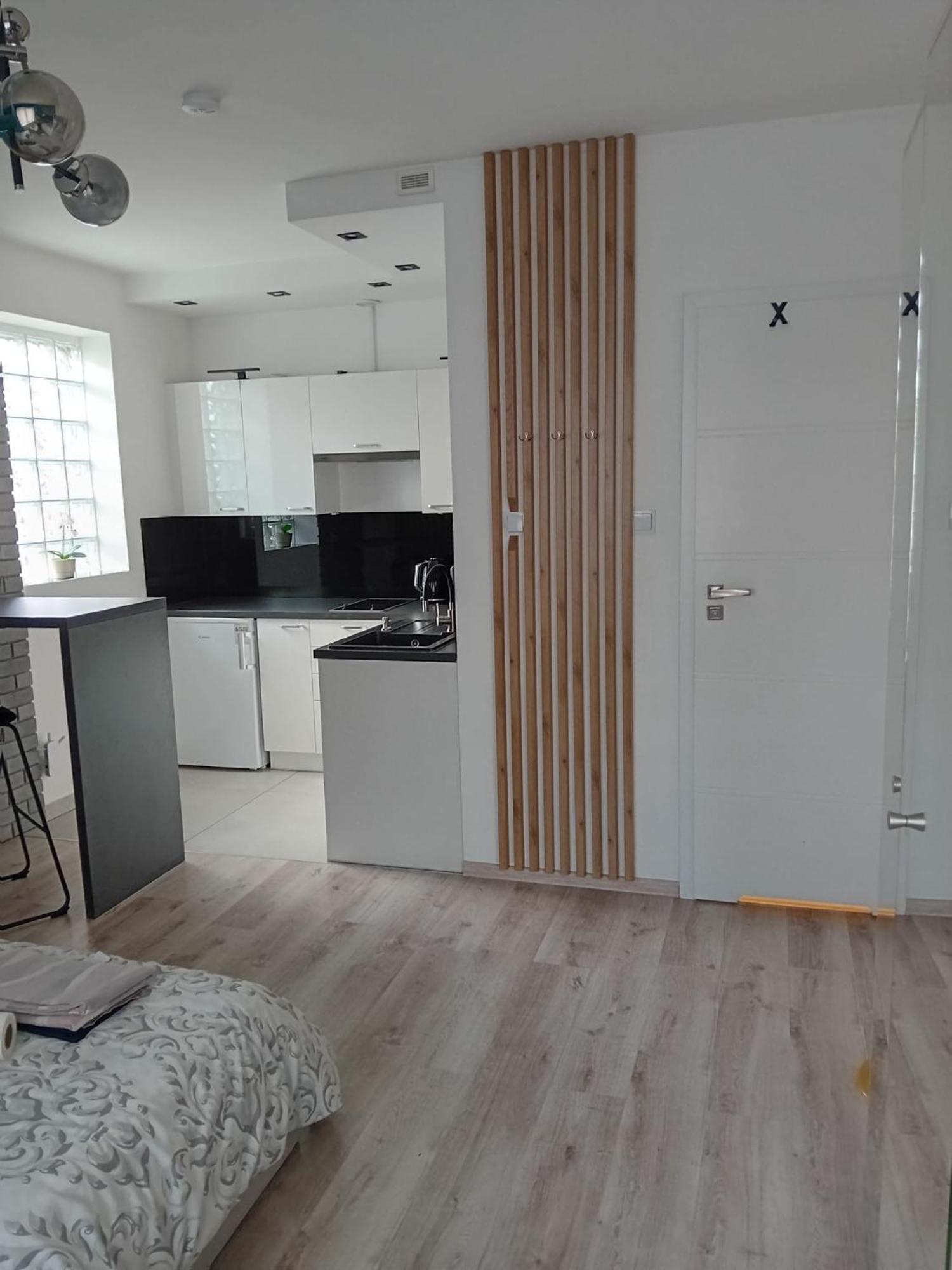 Apartament Z Lozem Malzenskim - Bezplatny Parking Познань Экстерьер фото